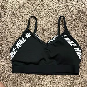 Nike sports bra S black